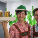 La Óptica de Antonio. Vidrios y chapas