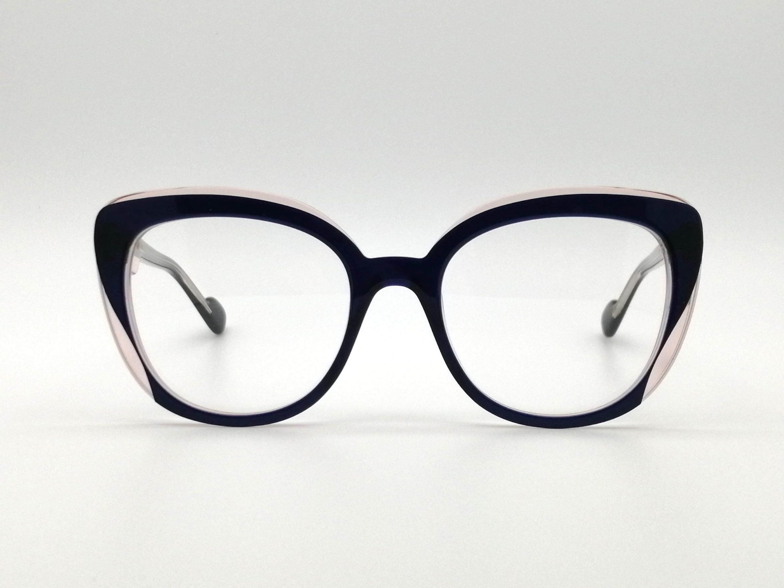 Modelo Olga de Caroline Abram