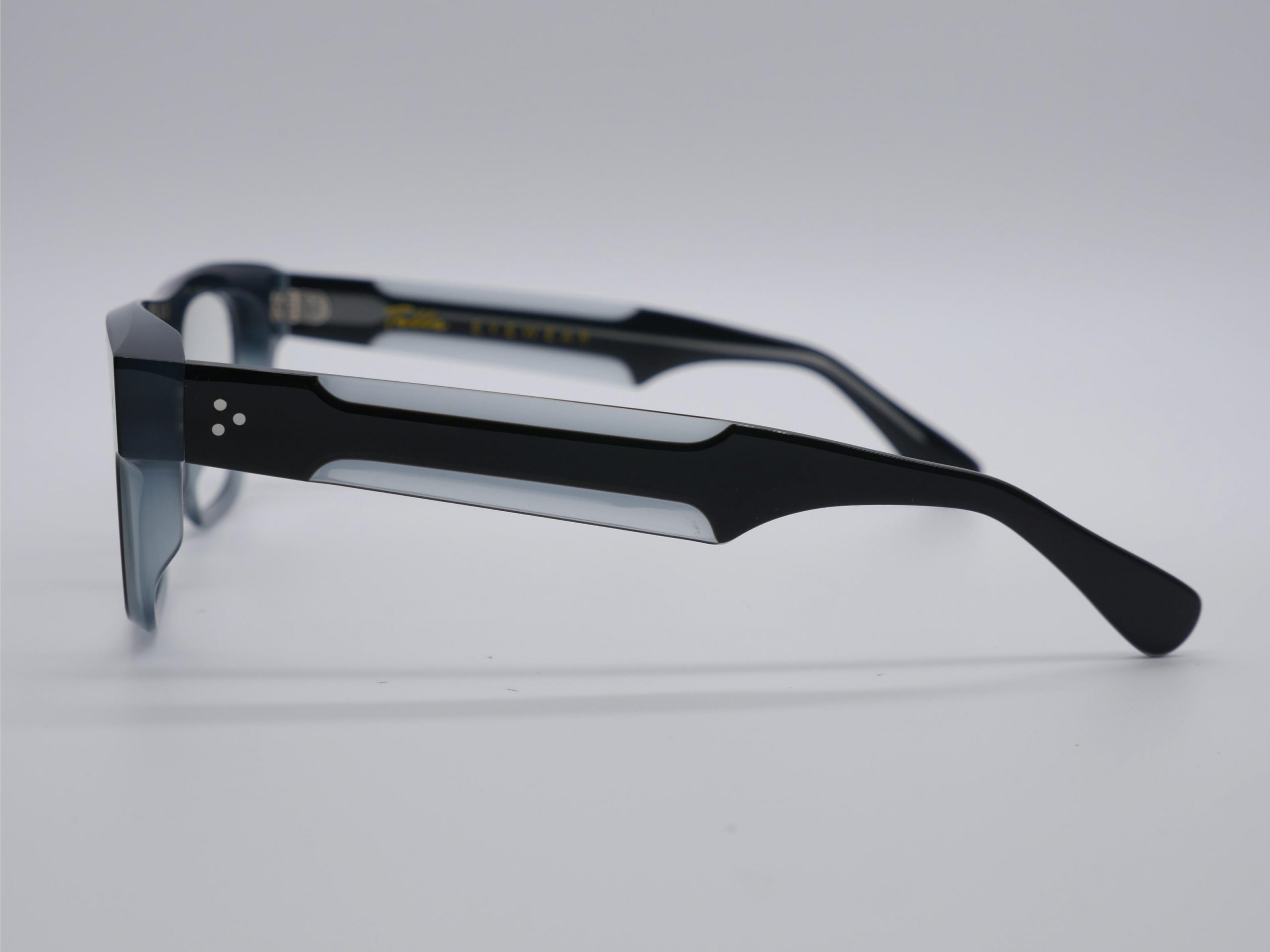Modelo Ambrato de Talla Eyewear - Imagen 2