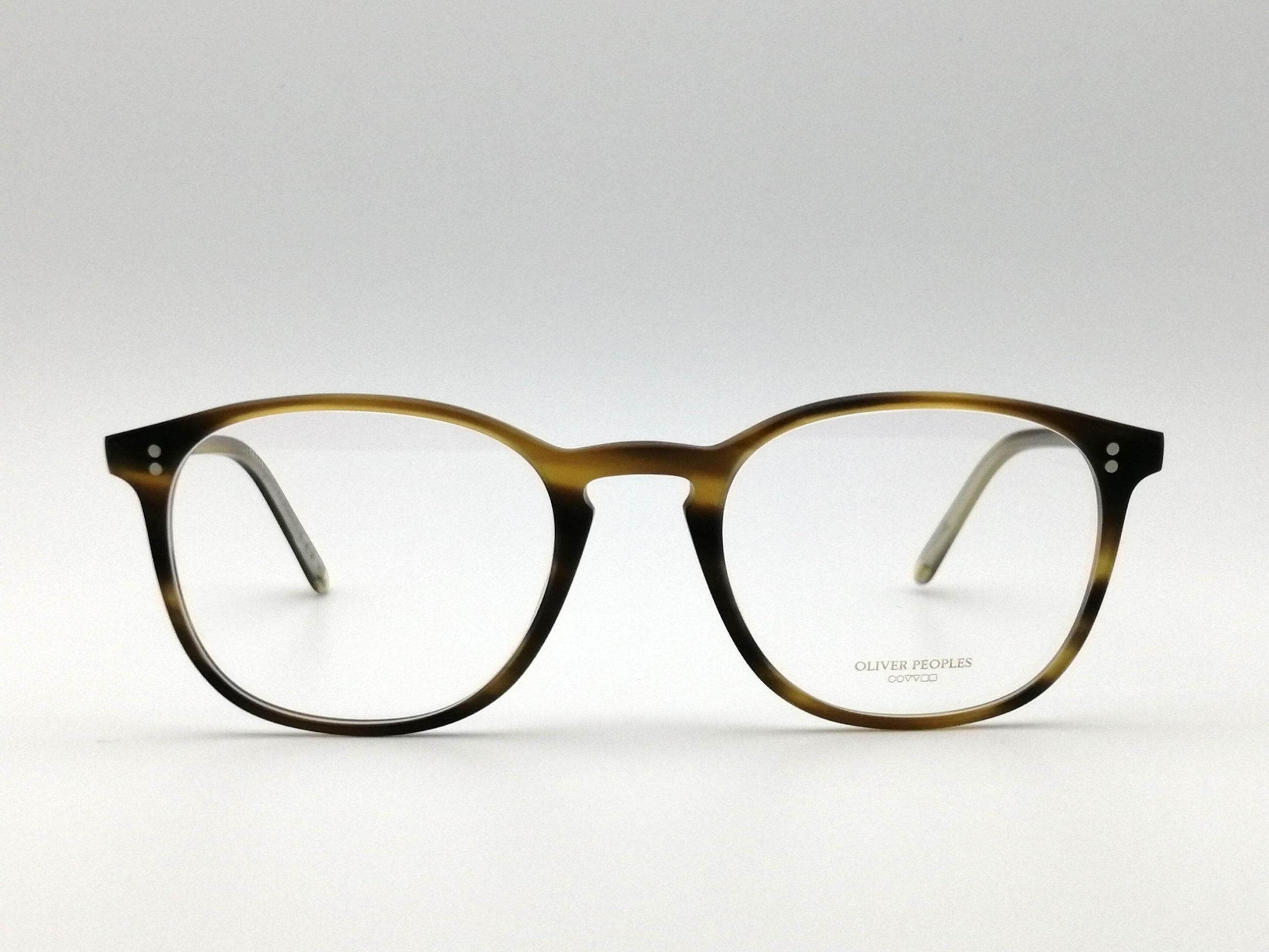 Modelo OV5397U Finley Vintage de Oliver Peoples