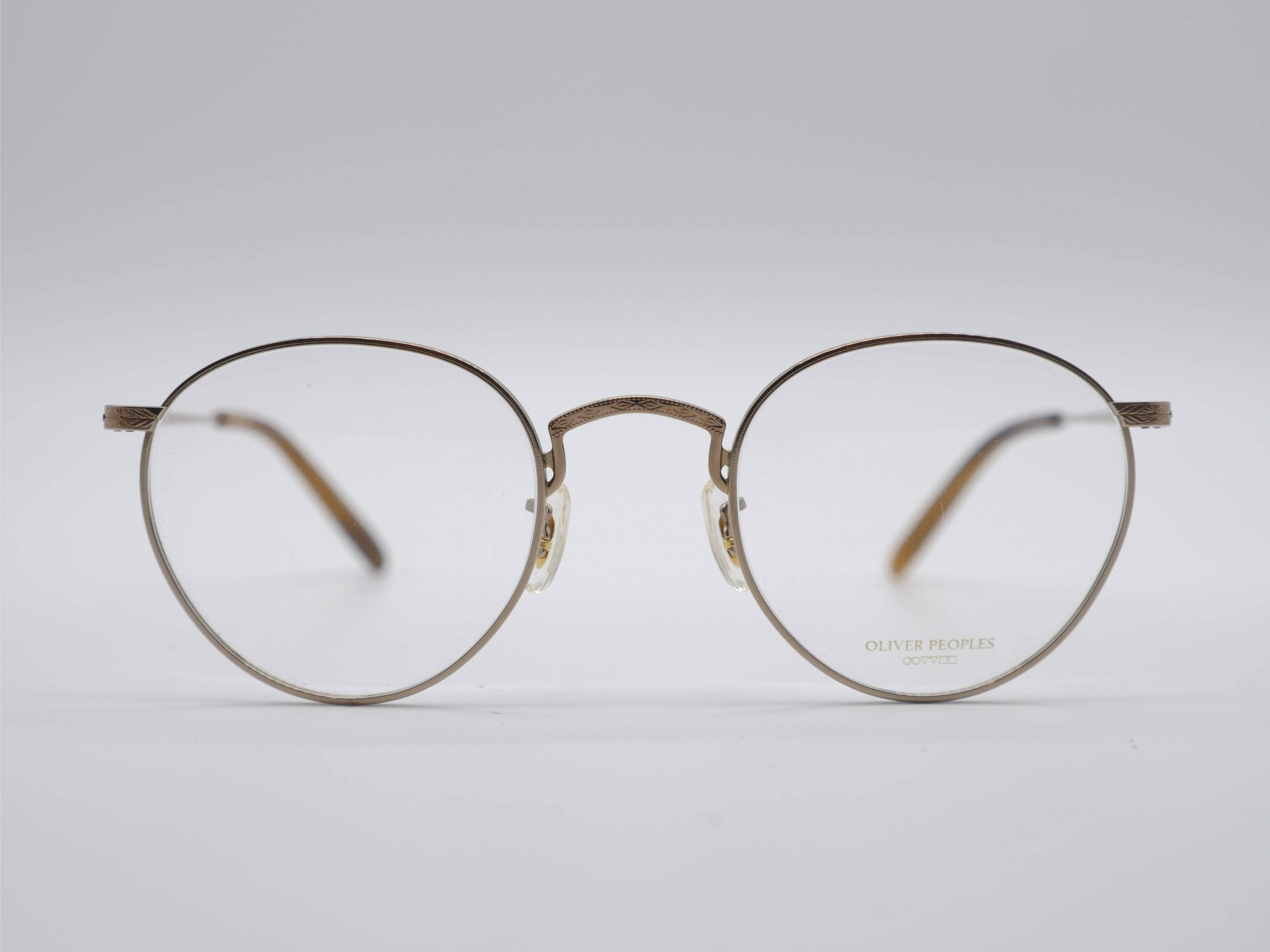 Modelo OV1330T OP-47 de Oliver Peoples