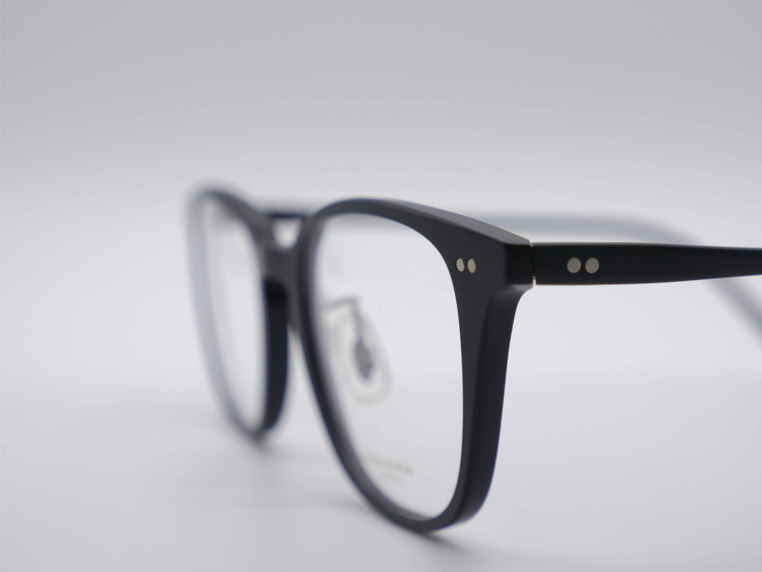 Modelo OV5578 Sobel de Oliver Peoples - Imagen 4