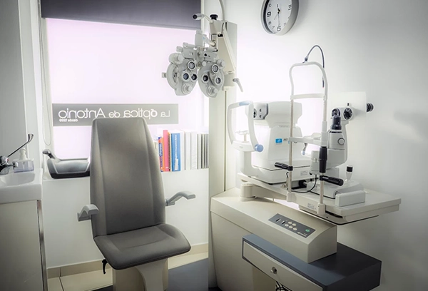 La óptica de Antonio. gabinete optometria