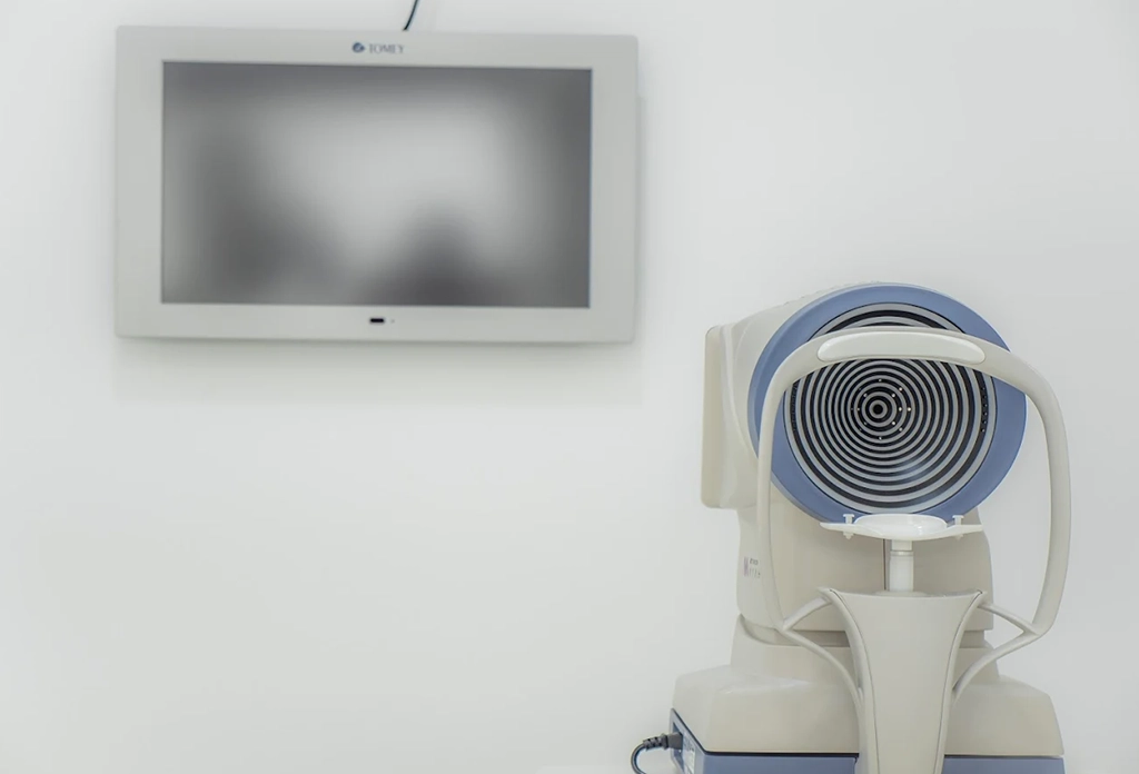 La óptica de Antonio. Insatalaciones y equipamiento