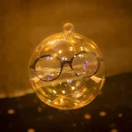 La Óptica de Antonio. Escaparate "Eco de las estrellas"