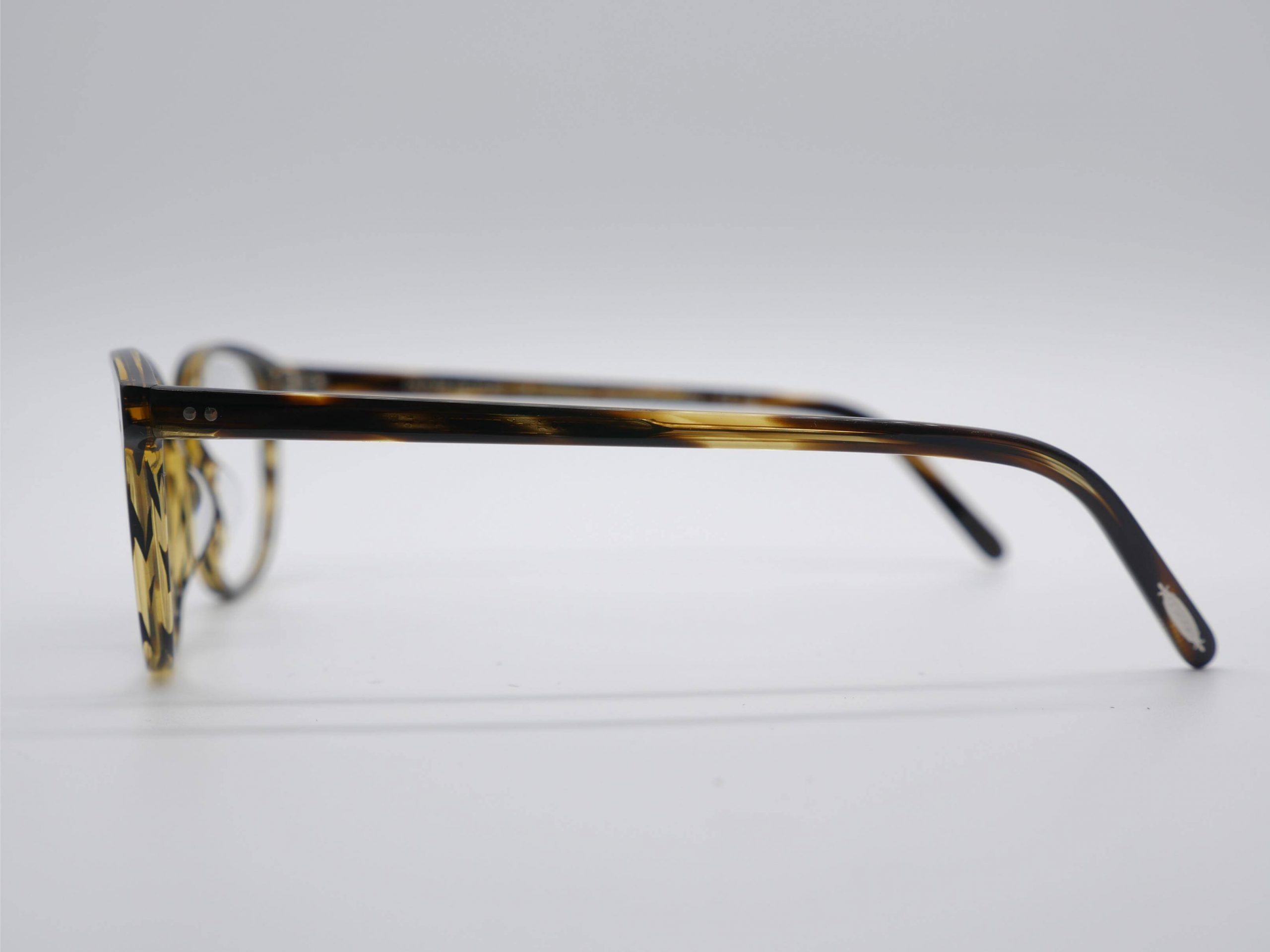 Modelo OV5397U Finley de Oliver Peoples - Imagen 2