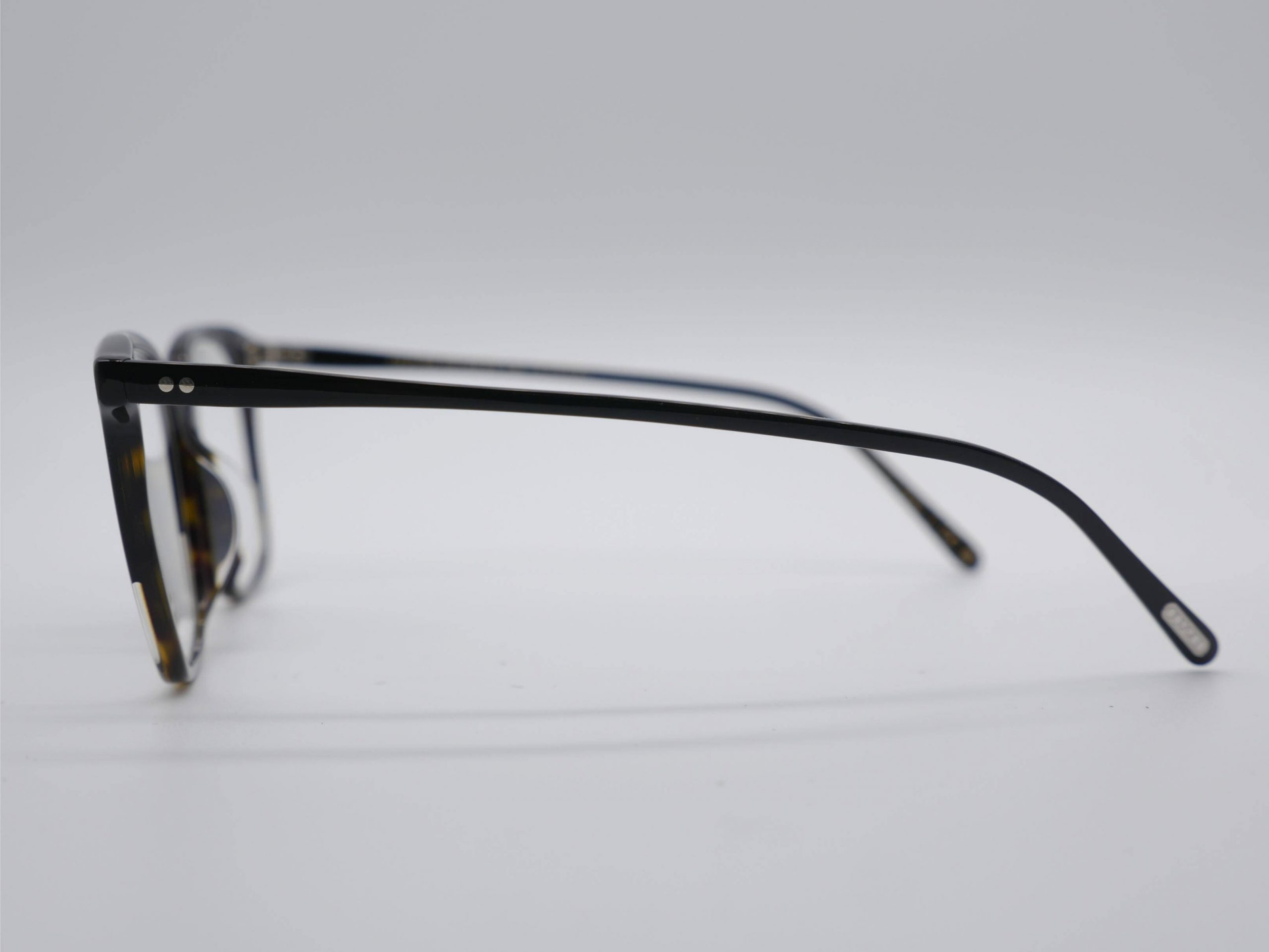 Modelo OV5488U Rasey de Oliver Peoples - Imagen 2