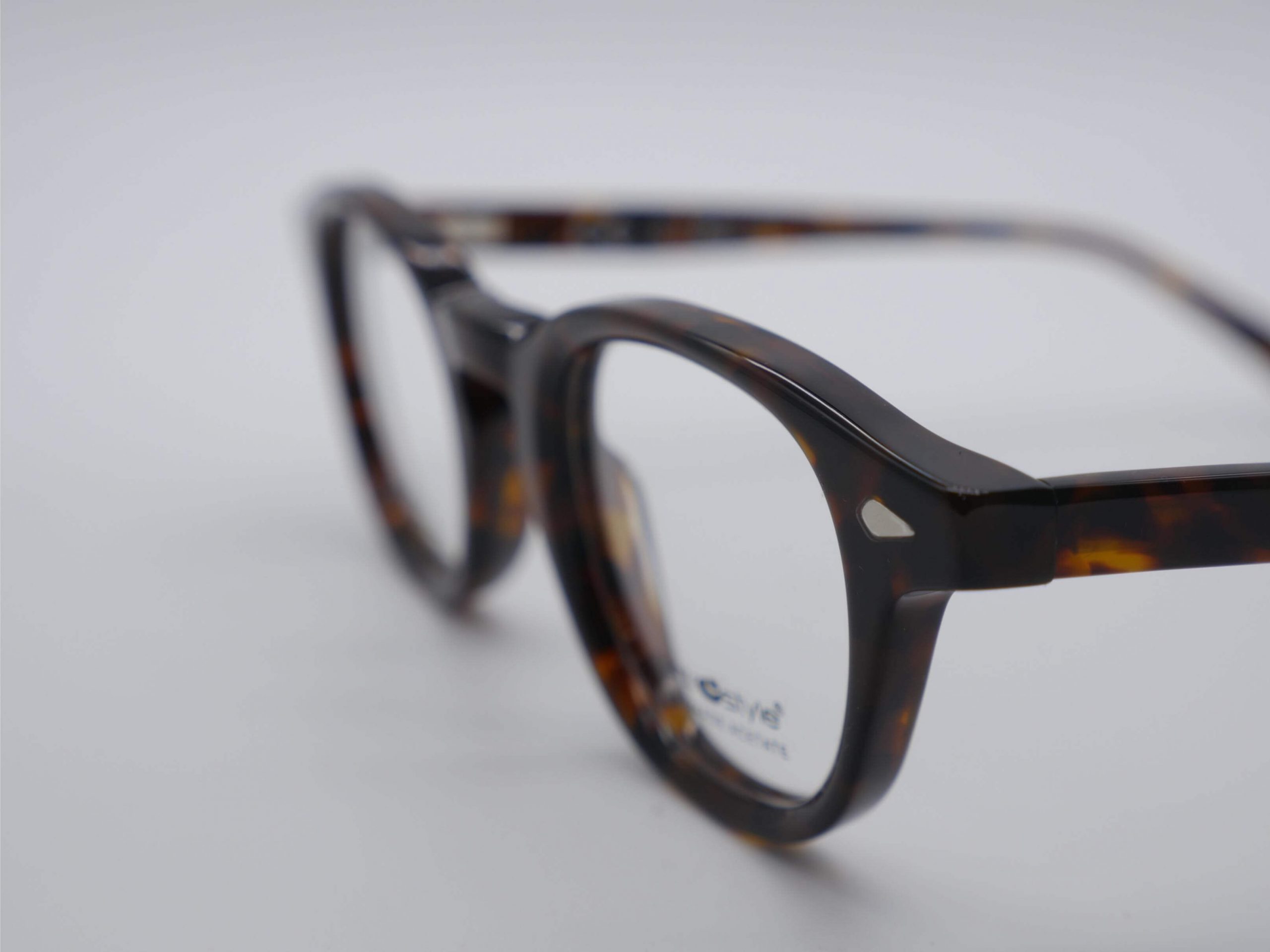 Modelo F0556 de Centrostyle - Imagen 4