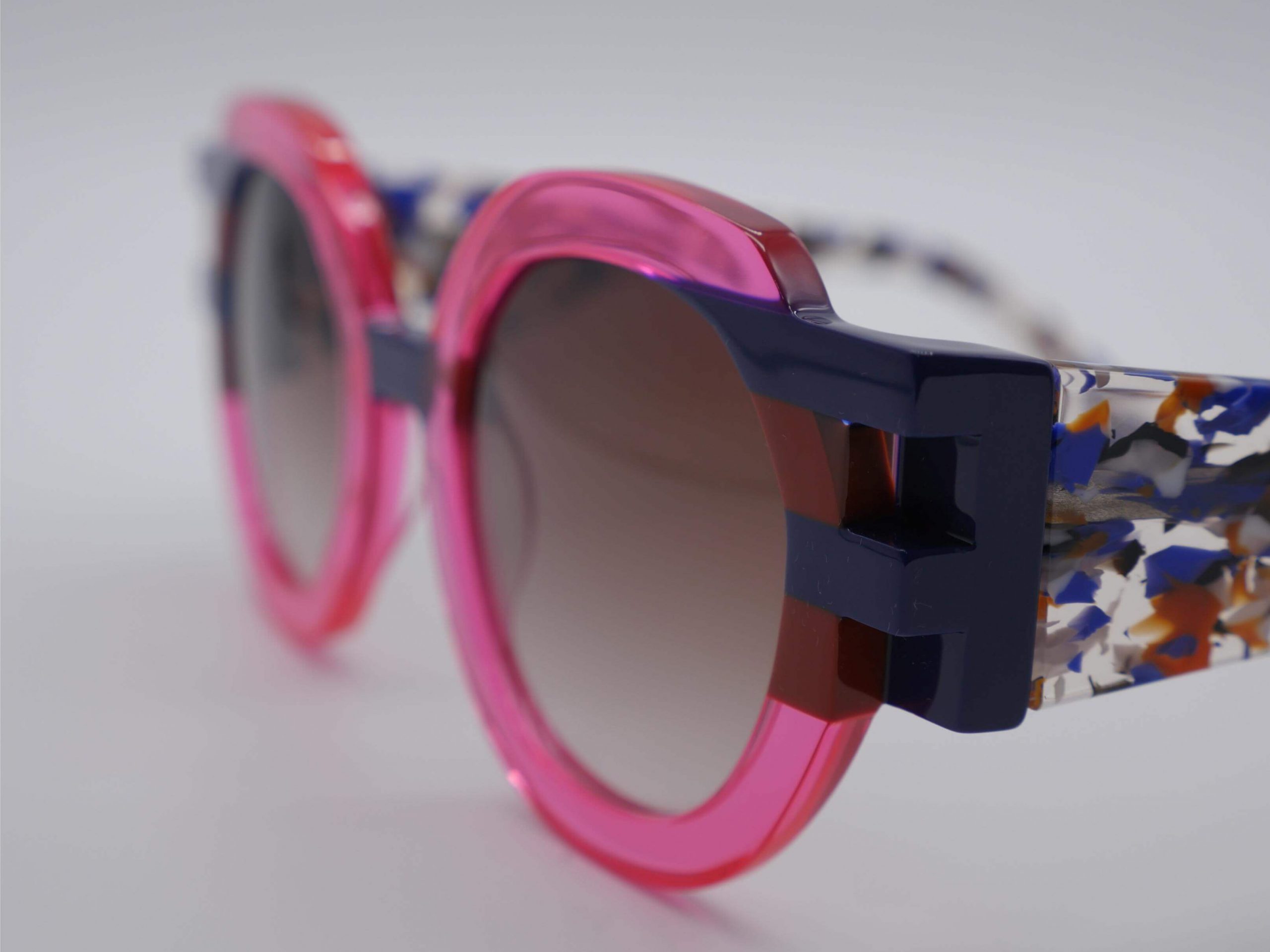 Modelo Faces 2 de Face â Face - Imagen 4